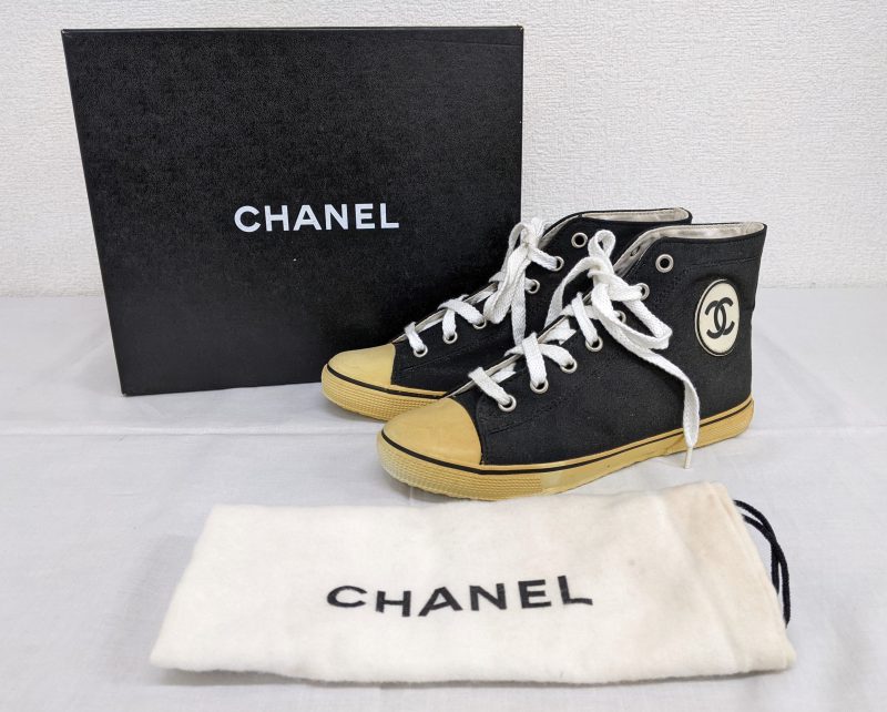 CHANEL,ハイカットスニーカー,ココマーク