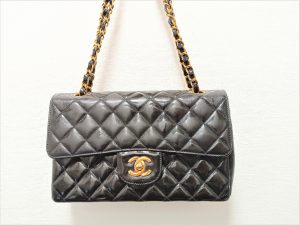 CHANEL マトラッセ　エナメル