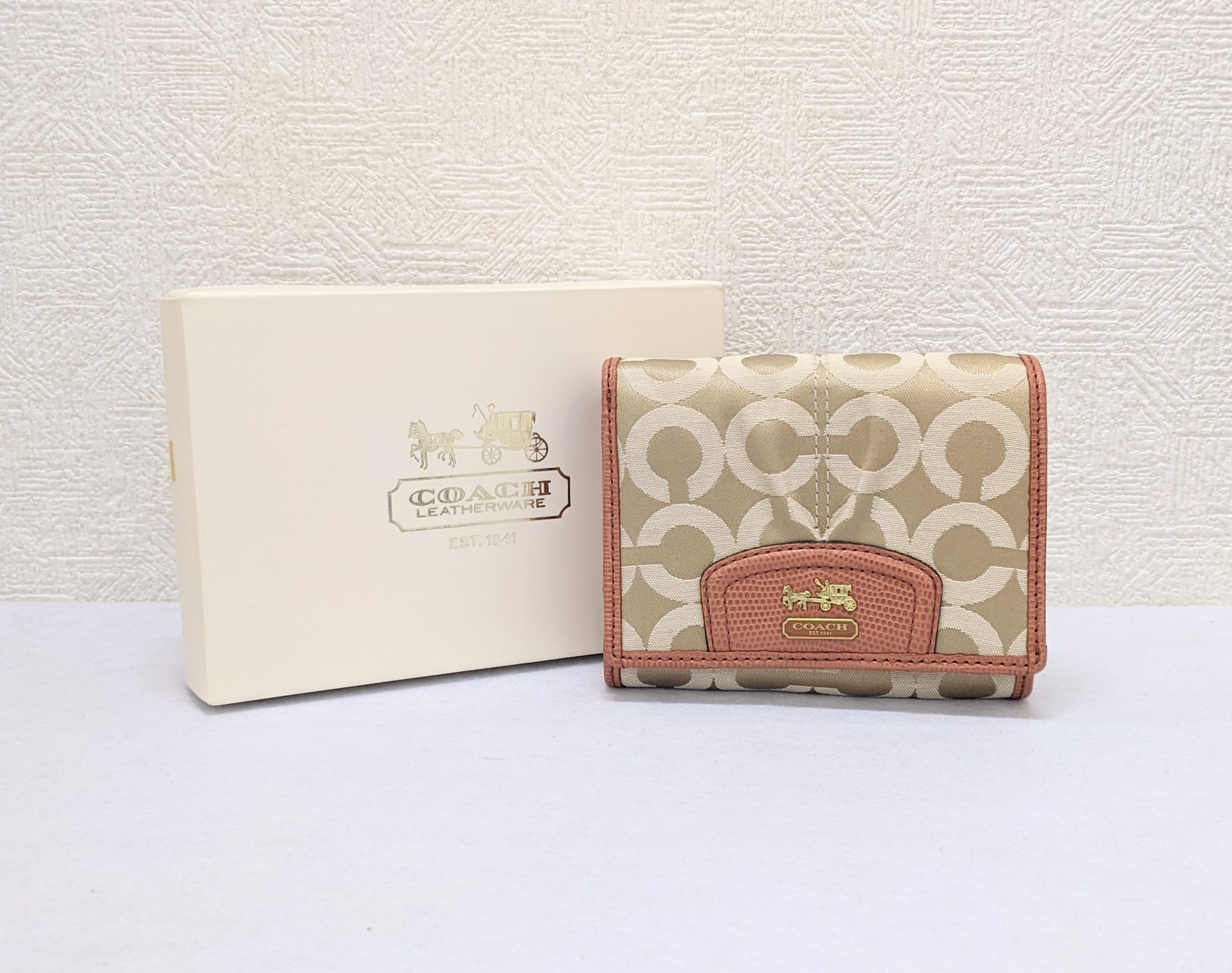 COACH,コーチ,財布,ブランド,マディソンオプアート,こやし,高価買取