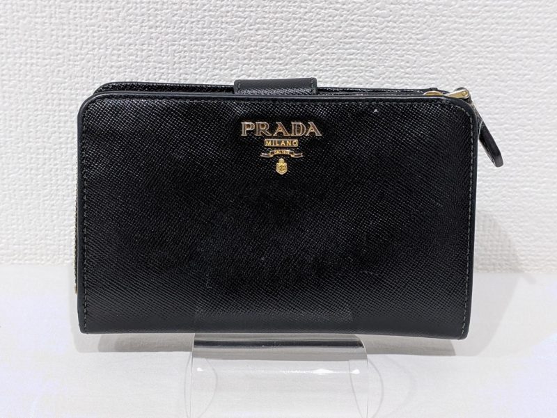 PRADA,サフィアーノ,二つ折り財布