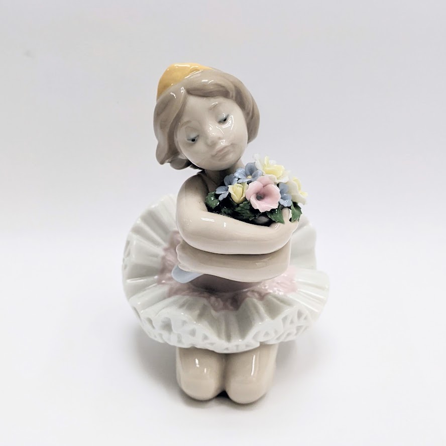 LLADRO ,リヤドロ ,フィギュリン ,少女 ,置物 ,磁器 ,人形