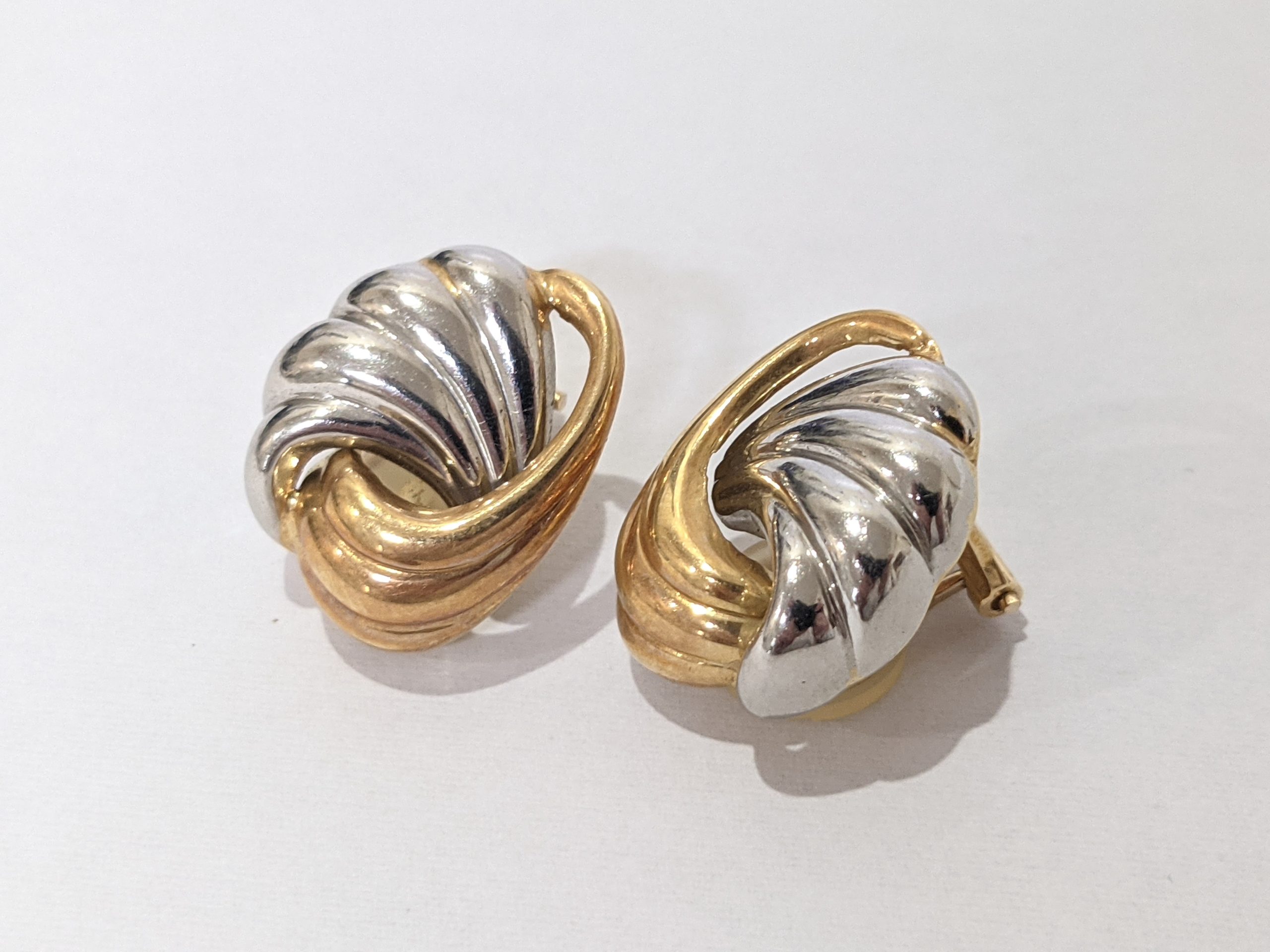 貴金属,イヤリング,金