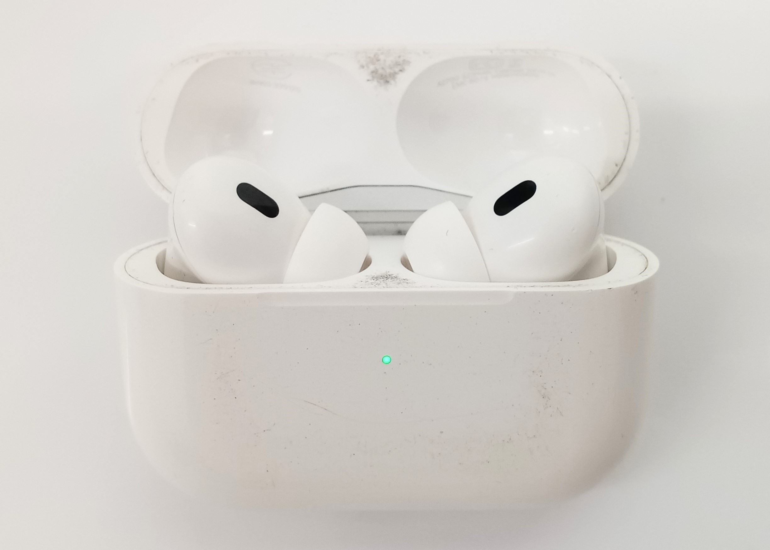 Apple,AirPods,イヤホン