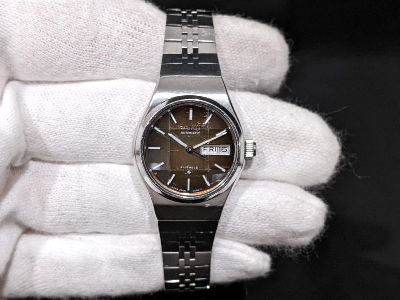 SEIKO,カットガラス,ブラウン文字盤