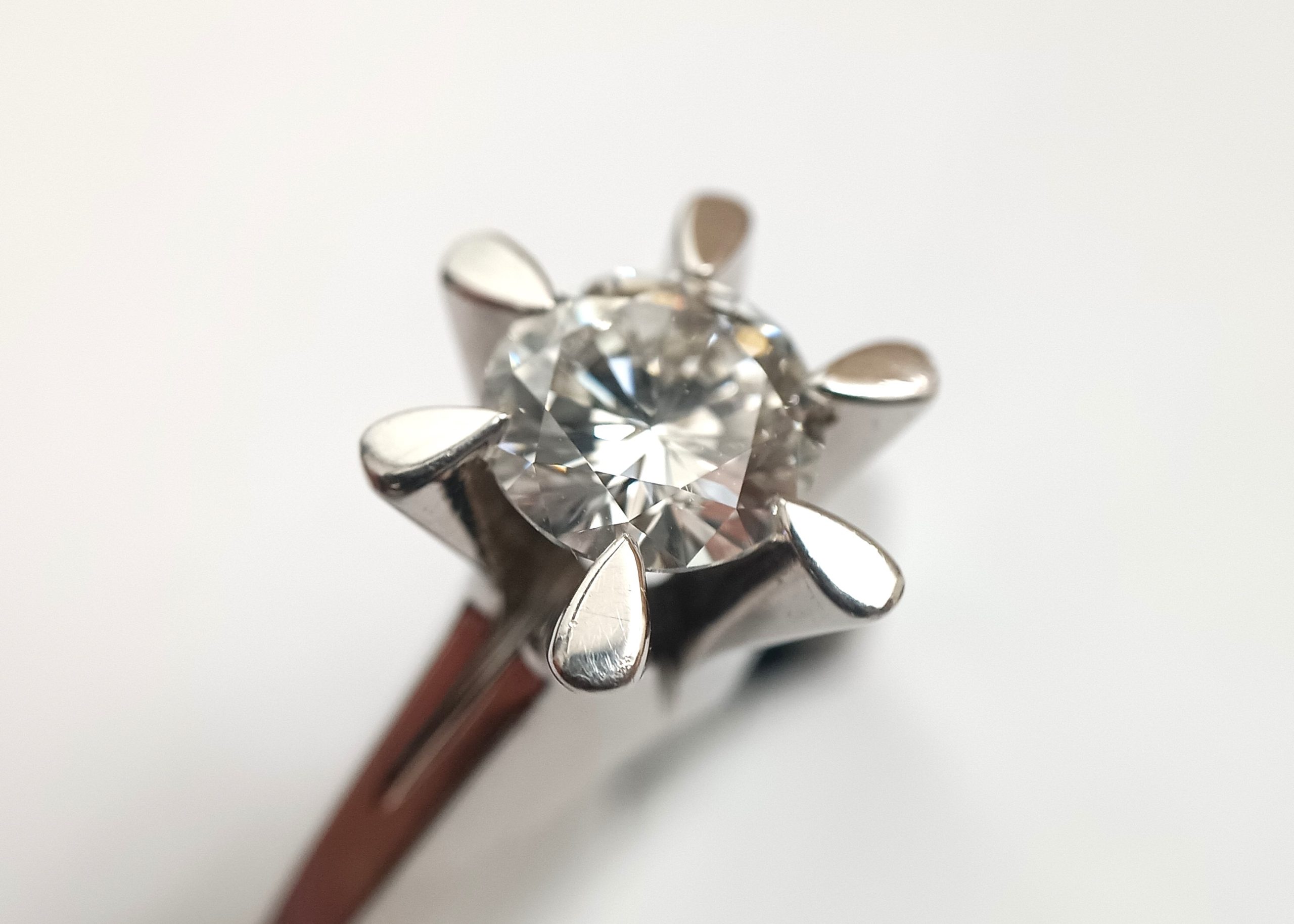 プラチナ,貴金属,ダイヤモンド