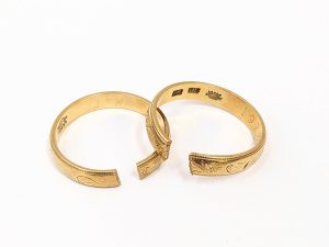 指輪,結婚指輪,切れた指輪