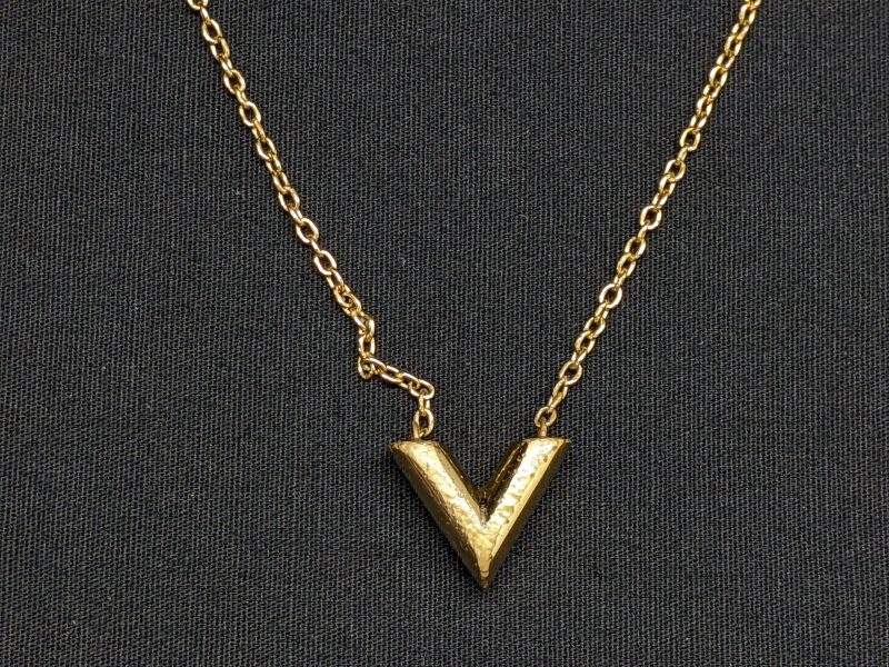 LV,エセンシャルV,ネックレス