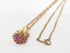 金,ネックレス,色石
