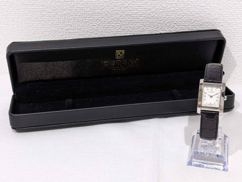 FENDI,スクエアフェイス,時計