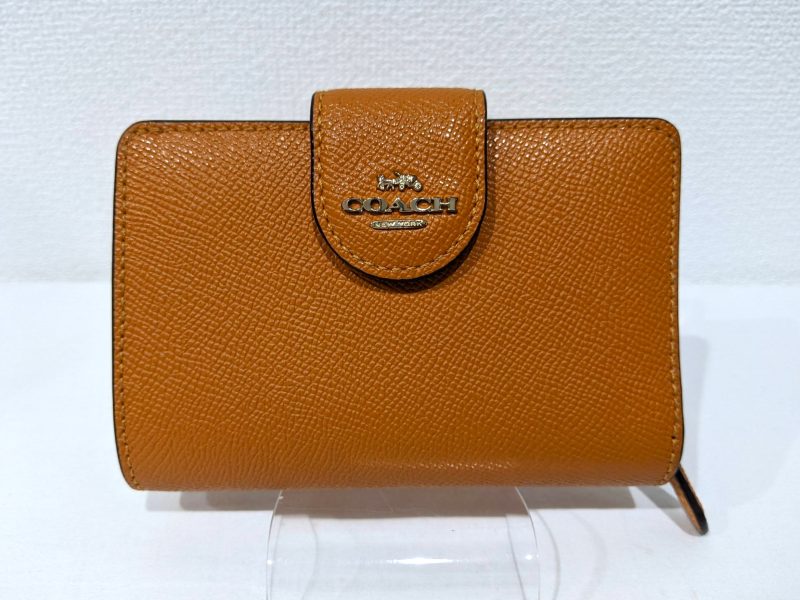 COACH,オレンジ,二つ折り財布