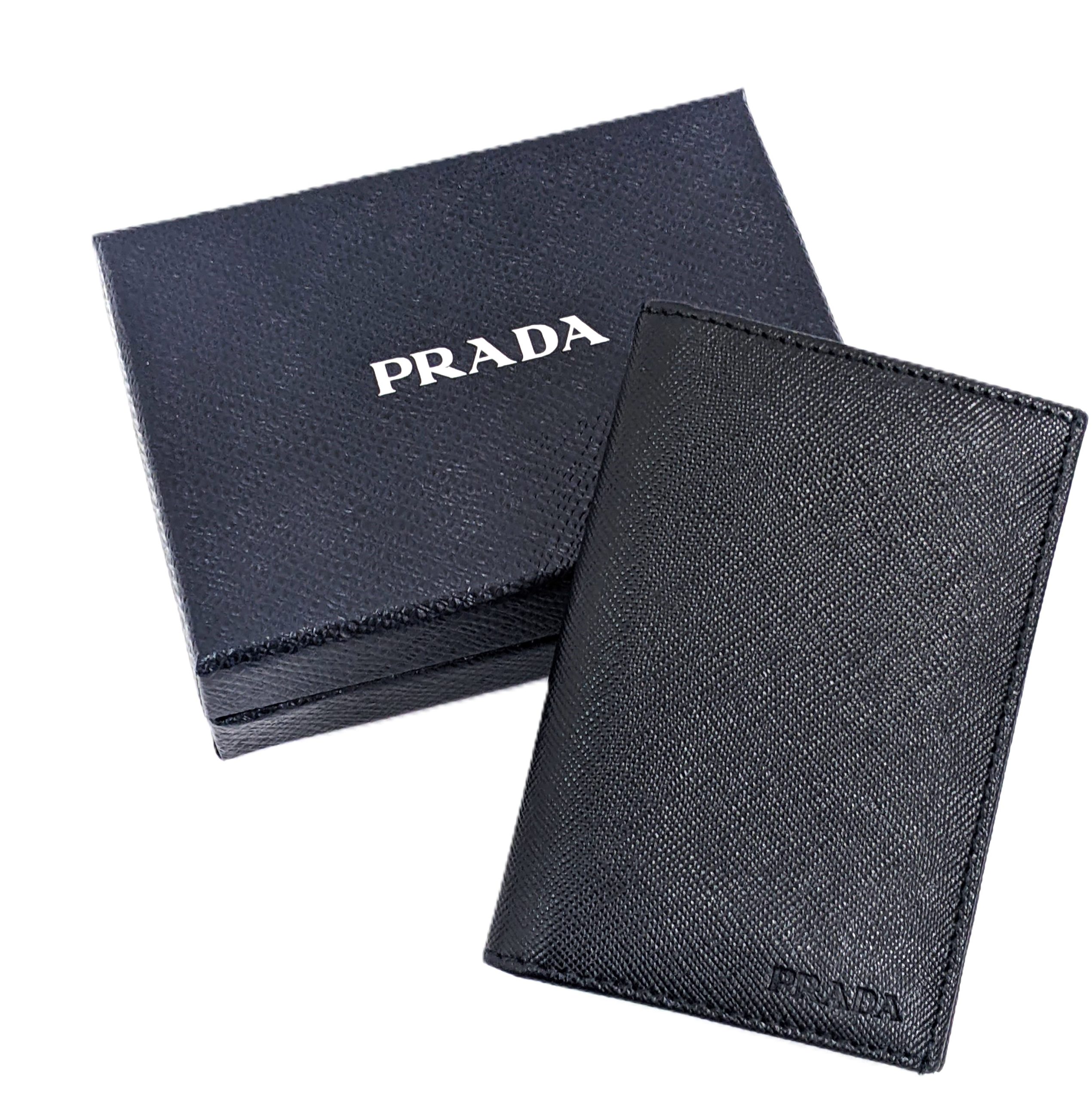 PRADA,プラダ,財布