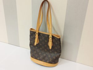 木更津,君津,袖ヶ浦,富津,買取,源,ルイヴィトン,LV,モノグラム,ショルダーバッグ,ハンドバッグ,ブランドバッグ,レディース,女性,Louis Vuitton,バケットPM