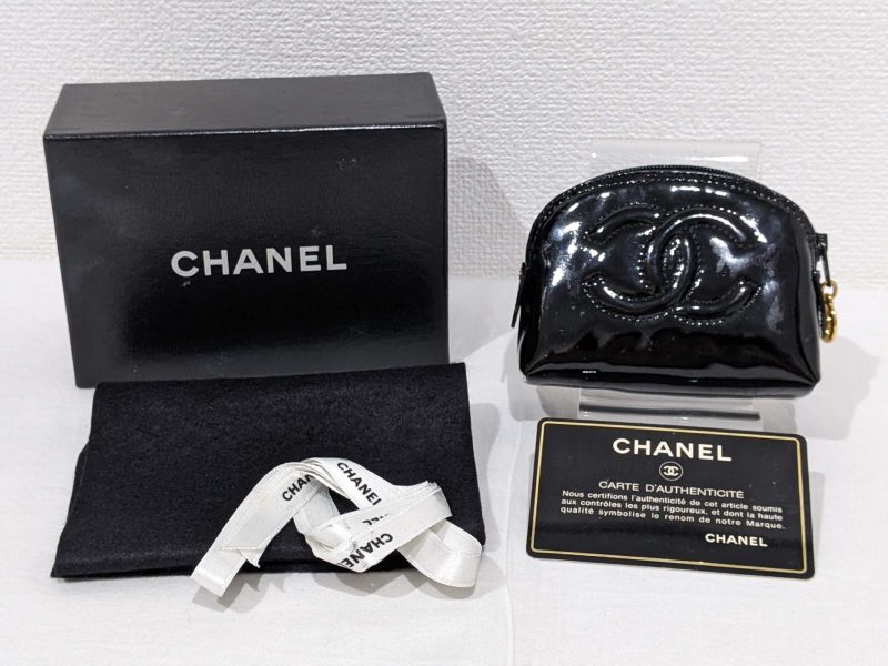 CHANEL,ポーチ,エナメル