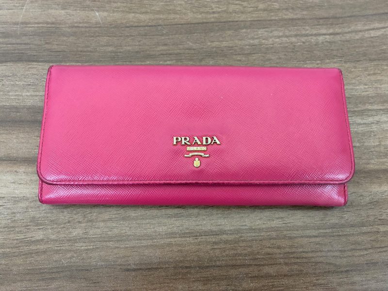 PRADA,プラダ,財布