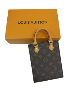 LV,ヴィトン,サックプラ