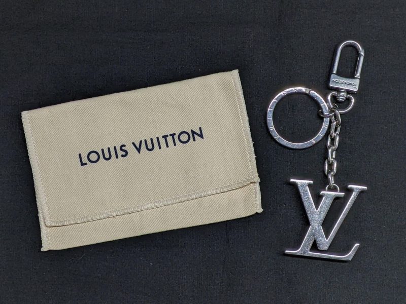 LV,キーホルダー・LV イニシャル,M01192