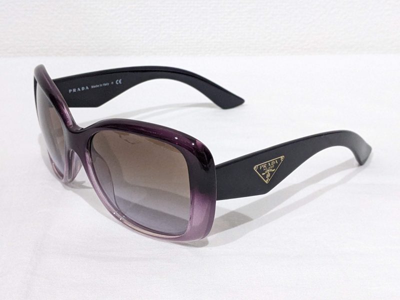 PRADA プラダ サングラス 三角プレート