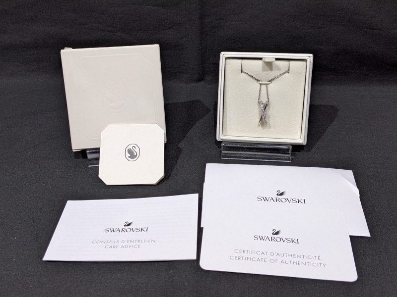 スワロフスキー,ネックレス,クリスタル